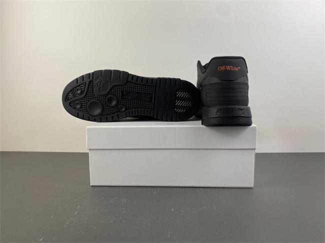 OFF-WHITE Out Of Office