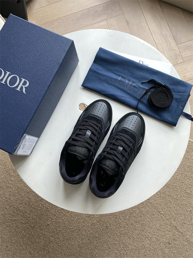 Dr B27 Sneaker