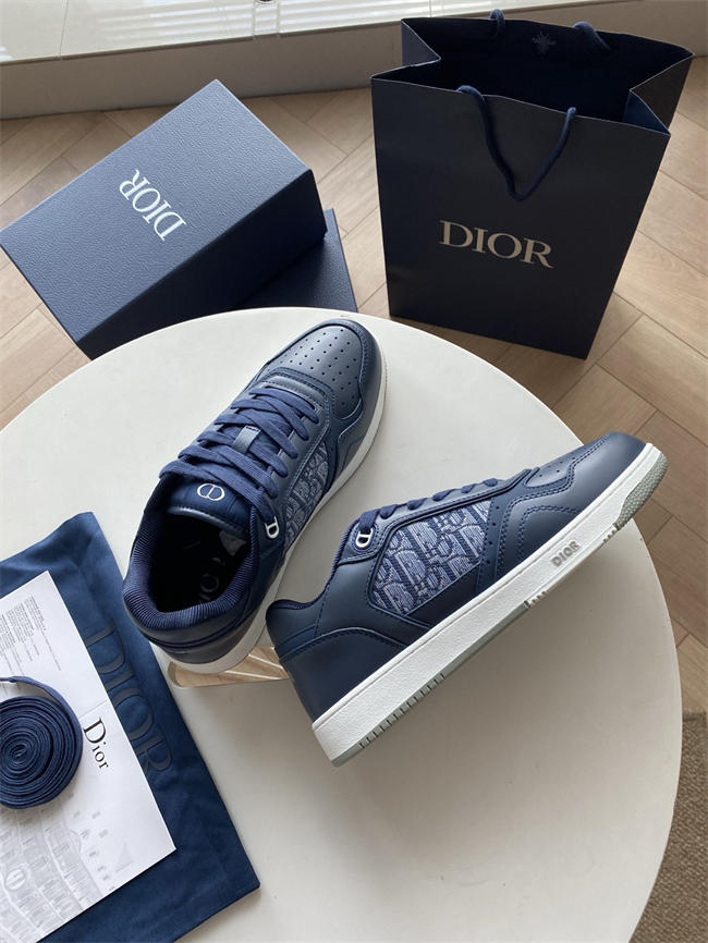 Dr B27 Sneaker