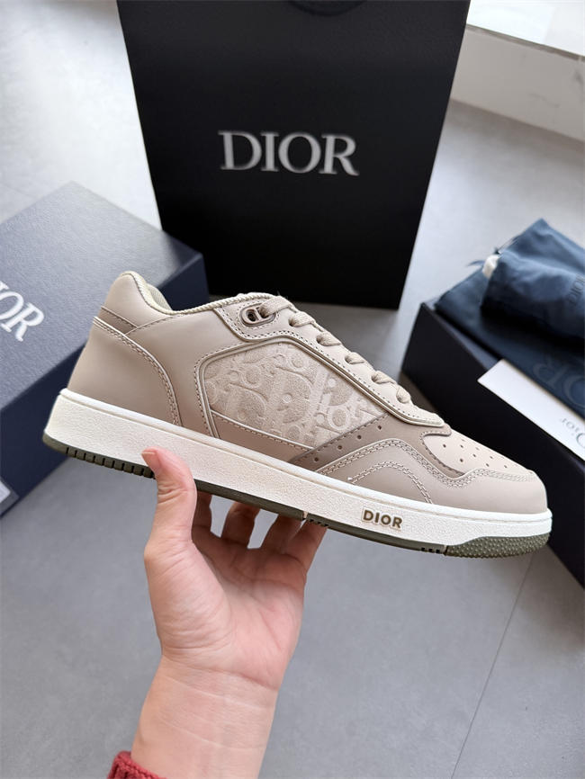 Dr B27 Sneaker