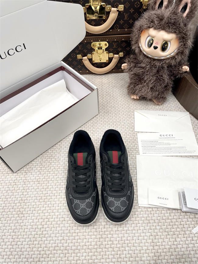 Gvc*1 Sneaker