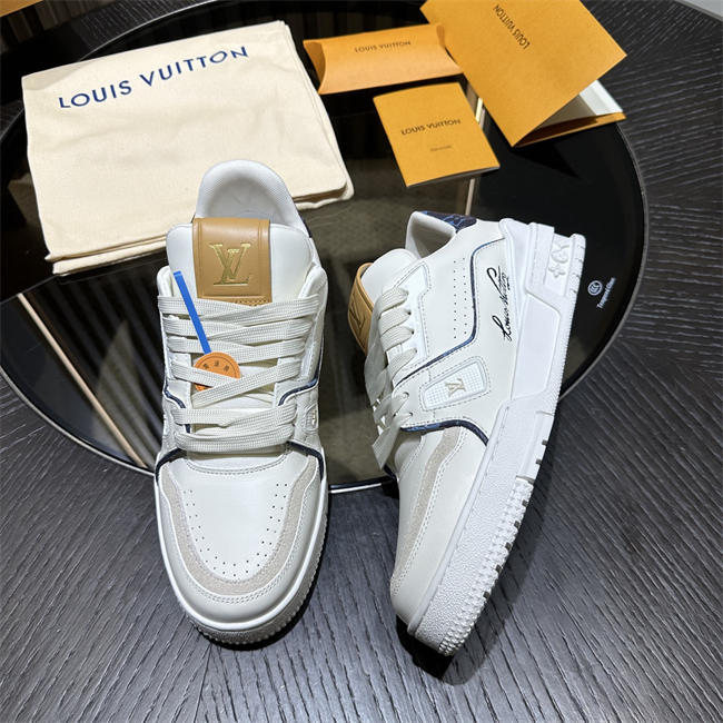 Lv Trainer Sneaker